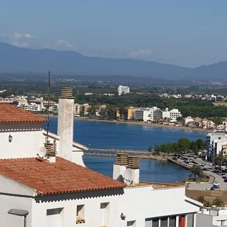 Apartamento Con Vistas A